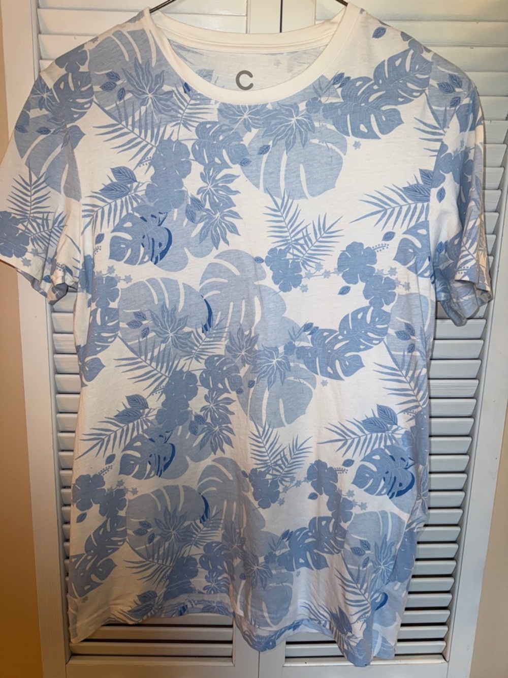 Men’s Short Sleeve Tropical Print Tee - Light Blue / White